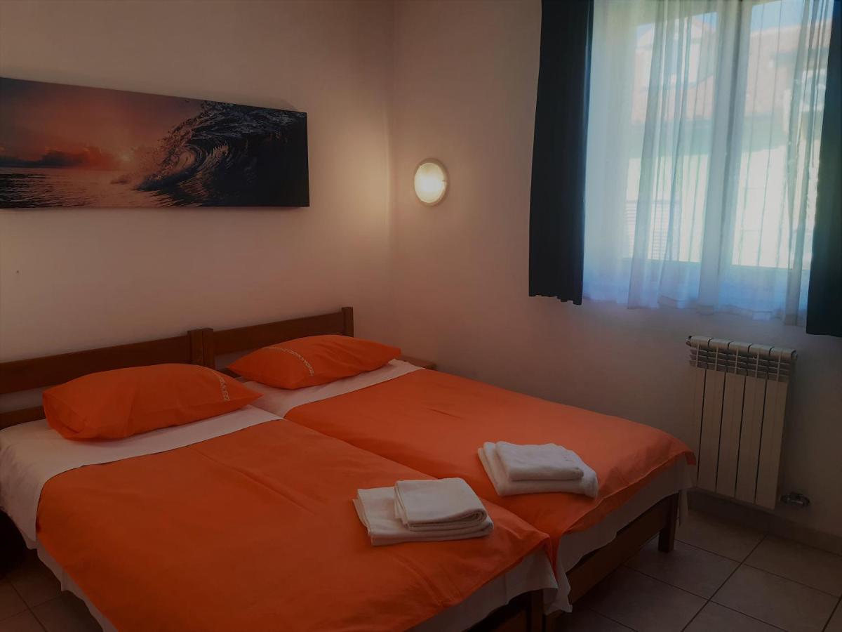 Apartments Barbara Gregovica Pola Esterno foto
